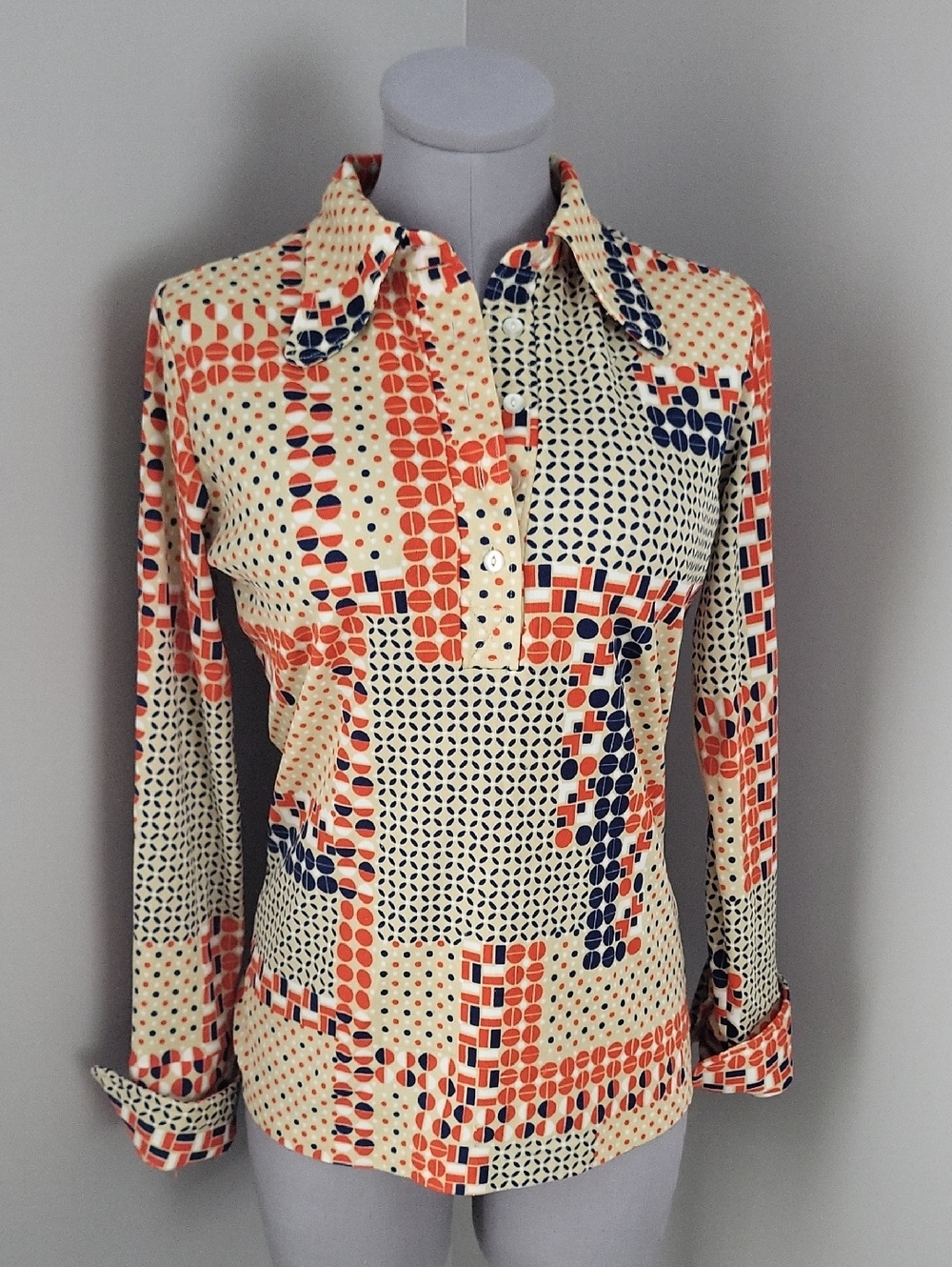 Vintage 1970s Elite Geo-Print Button-Up Shirt/Dagger Collar - Made in Hong Kong